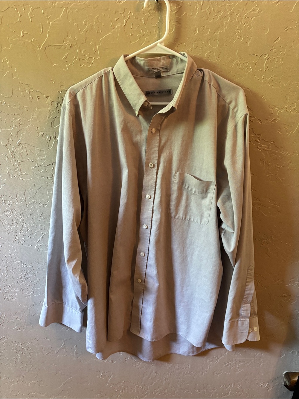 Geoffrey Beene Men's Light Beige Button-Down Shirt